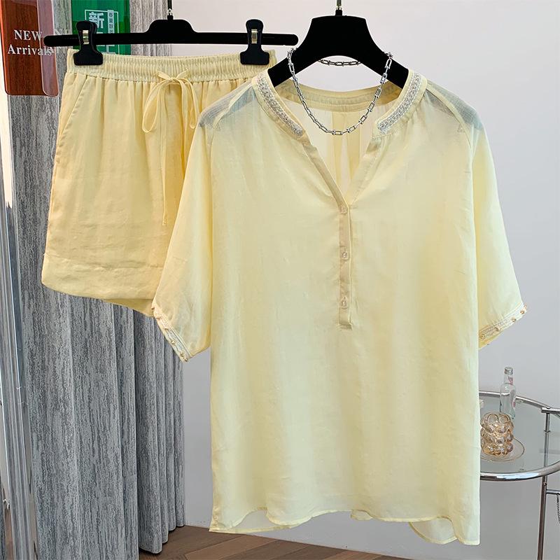 Damen lässiger Anzug aus Baumwolle-Leinen mit Perlen: Kurzarmhemd & Vielseitige Shorts