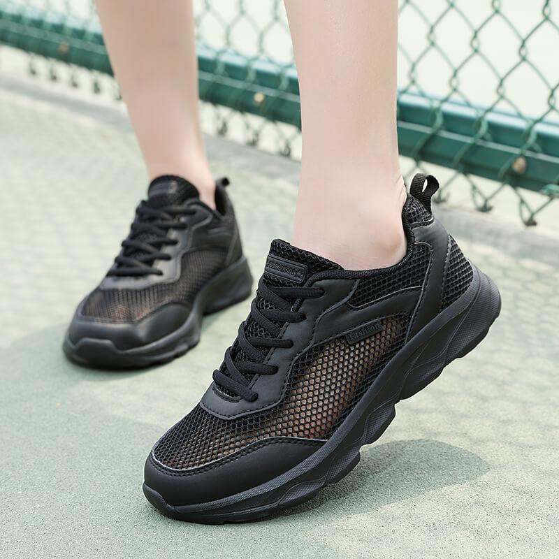 Spring lightweight running sneakers mesh breathable casual travel shoes black shoes