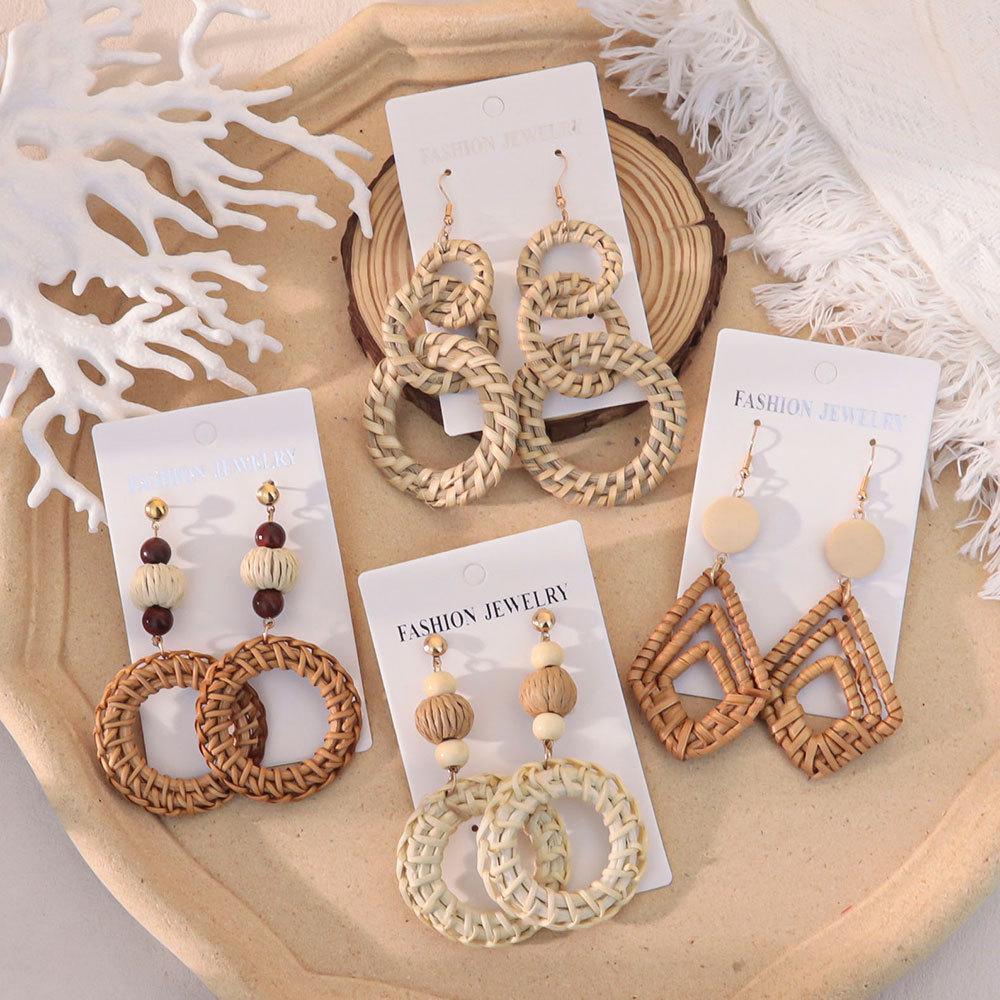Bohemian Raffia Earrings: Handmade Rattan Drops, Exaggerated Travel Holiday Style for Women