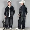 Completo Trendy in Denim per Ragazzo: Giacca e Pantaloni Cool Due Pezzi Stile Coreano Primavera/Autunno 2026