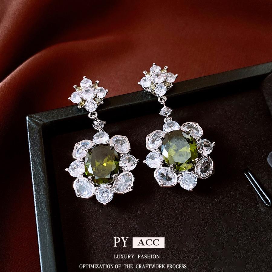 Medieval Court Style Silver Needle Inlaid Zircon Flower Pendant Earrings Light Luxury High-end Stud Earrings Exquisite Earrings Women