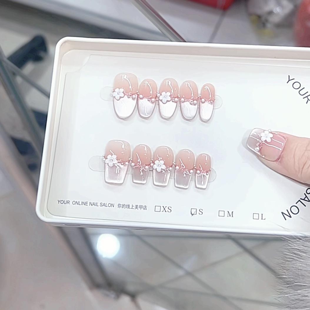 

Чистая ручная работа Фототерапия Носимая броня для стиля «Кошачий глаз» Многоразовая наклейка для нейл-арта Medium m