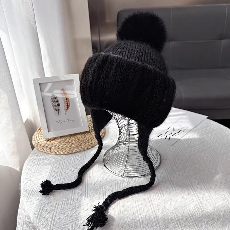 Women s Knitted Wool Cap with Mink Fur Pom Pom Beanie Hat Wool Blend Fabric for Travel чёрный