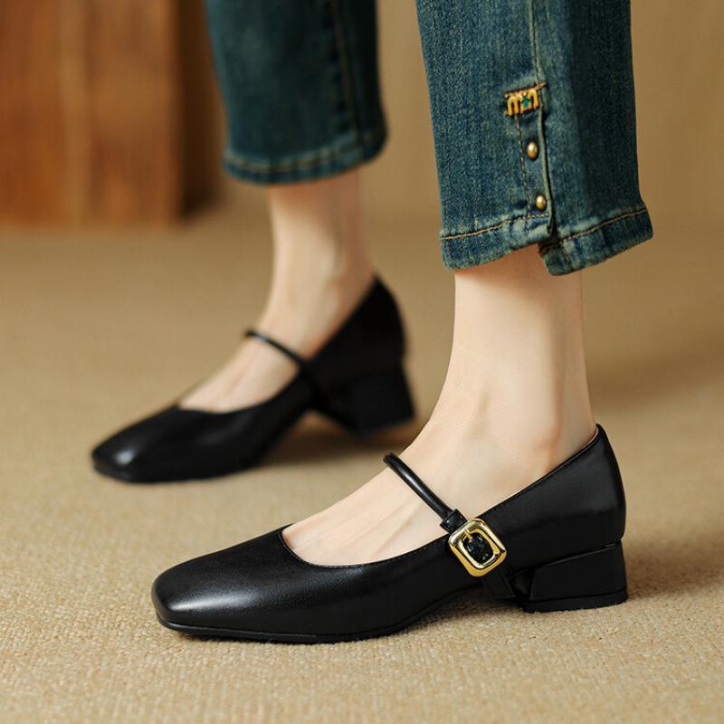 New Women's Casual Single Shoes Light Mouth Solid Color Large and Small Size Women's Shoes Low Heel Comfortable Soft Sole Four Seasons Wear Square