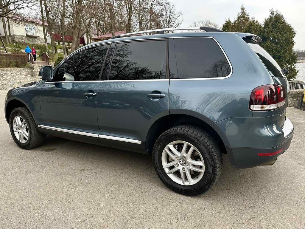 Dachreling Chrom (Plast. Beine) Kunststoffbein für Volkswagen Touareg 2002-2010