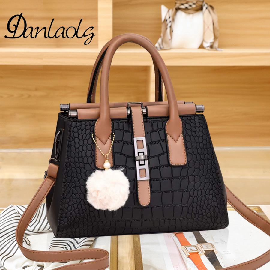 

Jindi 2025 Высококлассная женская сумка кроссбоди с тиснением под крокодила - европейская и американская мода. чёрный