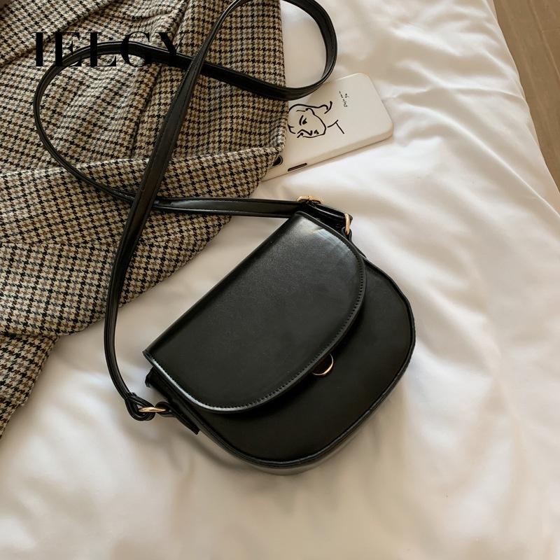 IELGY Korean style crossbody saddle bag fashion French niche shoulder bag