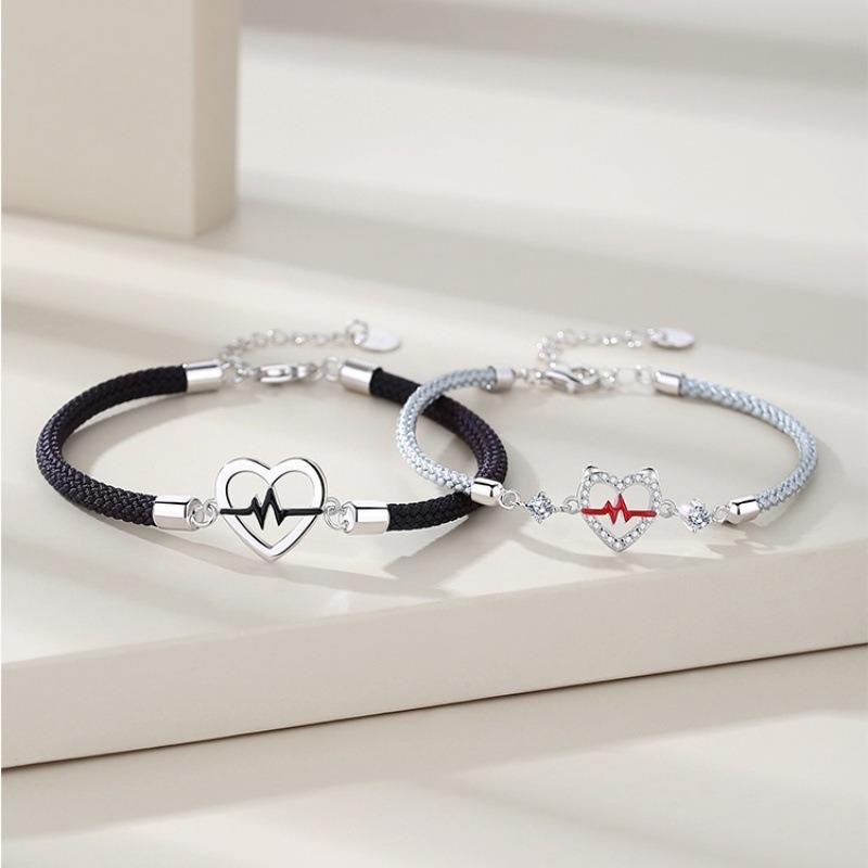 Minimalist Luxury Heart Shape Couple Bracelet Fashion Personalized Hand Chain For Long Distance Gift