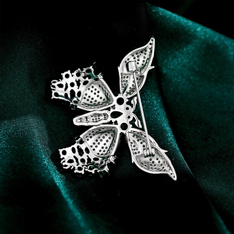 SUYU Fashionable And Flexible Butterfly Brooch With Micro Cubic Zirconium Oxide Brooch, Coat, Suit Accessory, Brooch