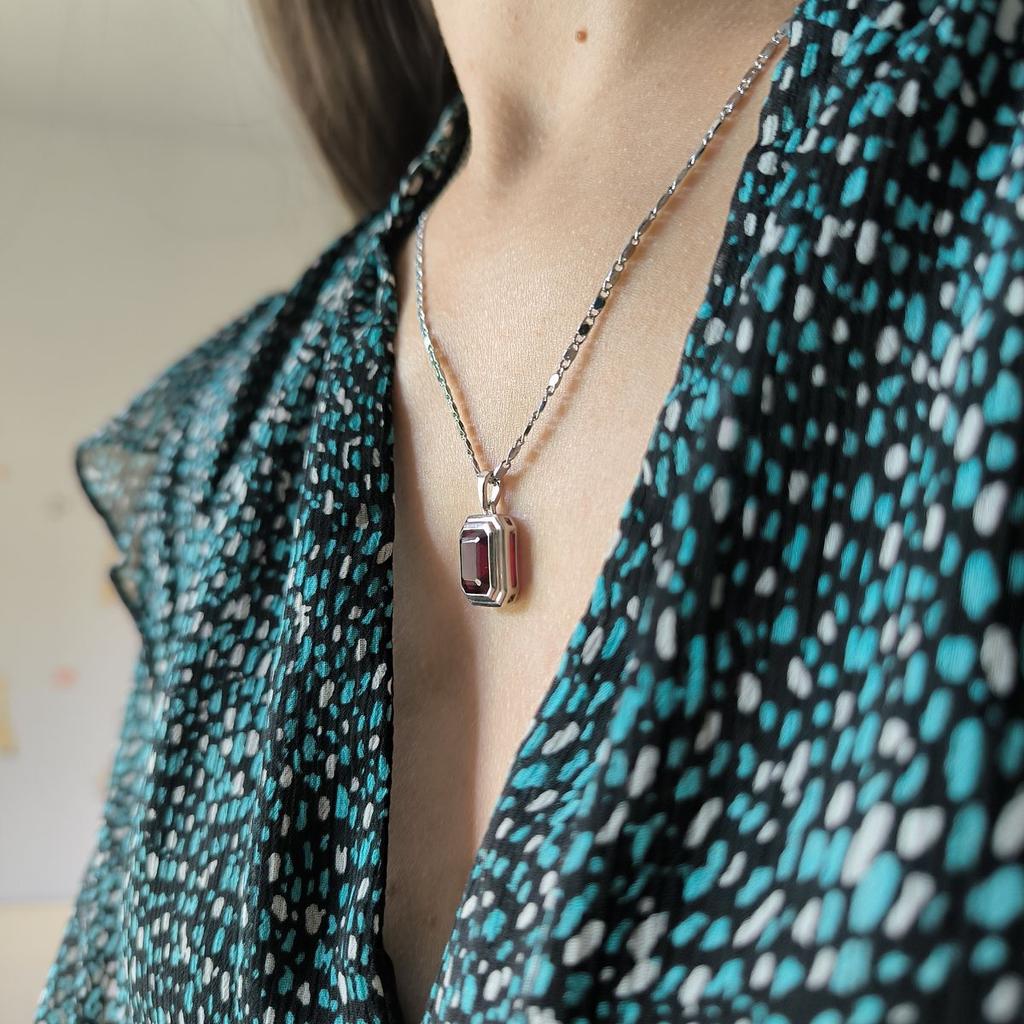 Silver Pendant with Garnet Nano 2.625ct (60002198)