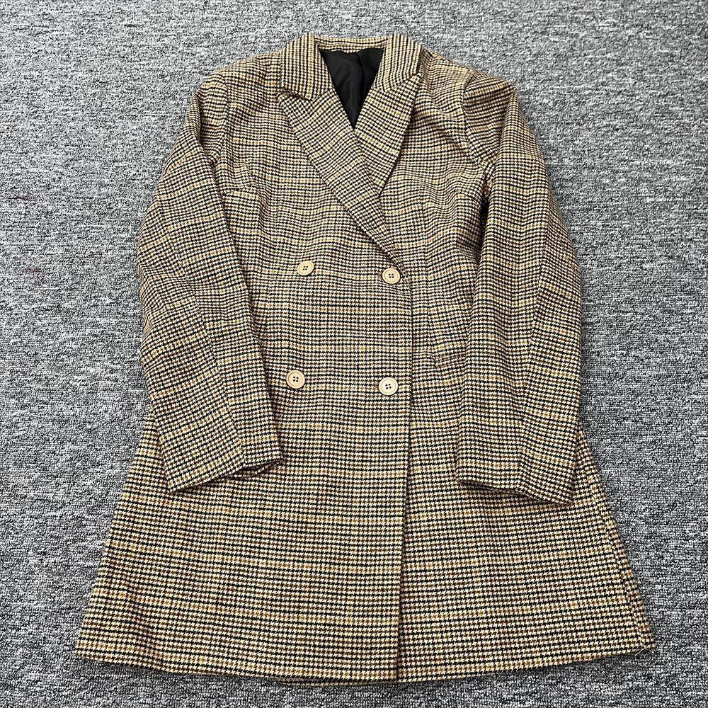 

Женский приталенный блейзер средней длины Осень/Зима 2024 M темно-коричневого