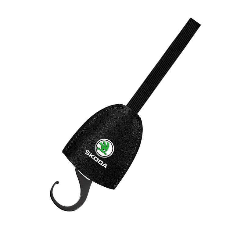 1/2pcs Leather Car Seat Back Hooks Portable Hanging Bag Rack for Skoda Octavia Enyaq Rapid Karoq Derivati Fabia Kodiaq Kamiq Superb Yeti