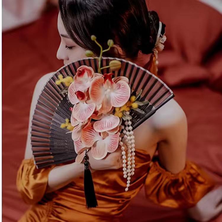 New Chinese Style Bride Folding Fan Bouquet for Engagement or Robe Accessory