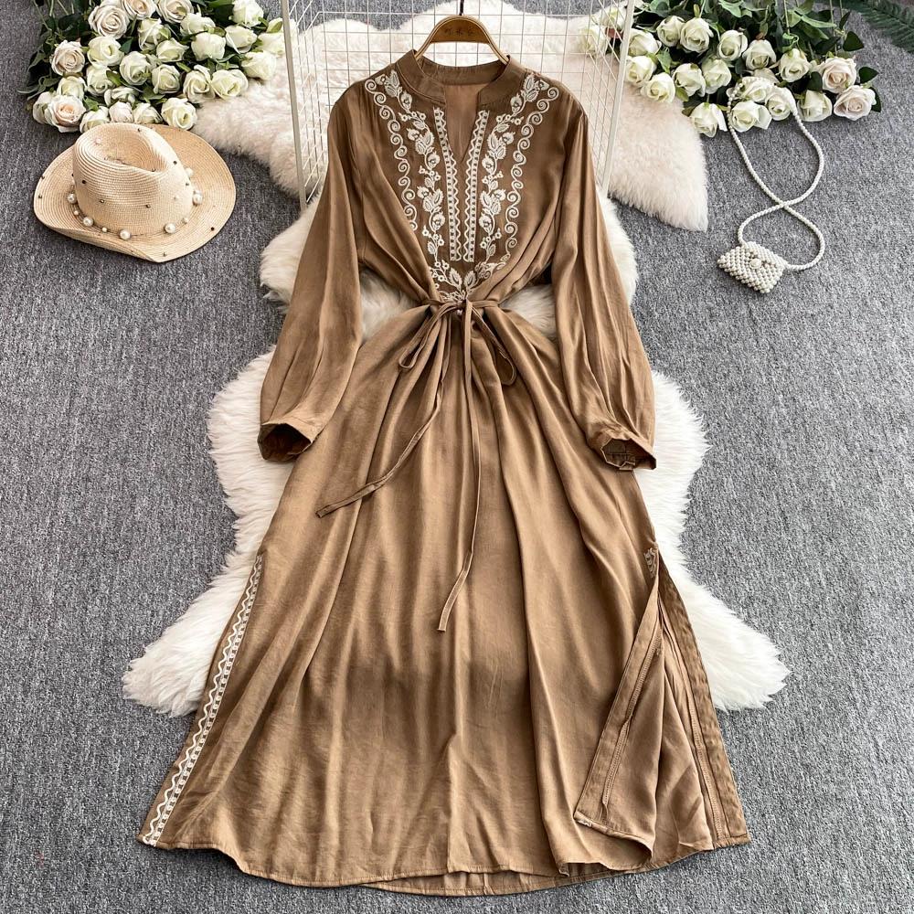 

Національна вишита лляна сукня вільного крою з довгими рукавами 2025 Весна-осінь Знаменитості в етнічному стилі Ретро довгі сукні Червоного кольору M хакі