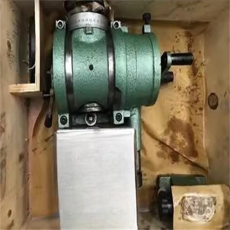 Kedehe Universal Dividing Head with 100mm Chuck CN plug (adapter included)