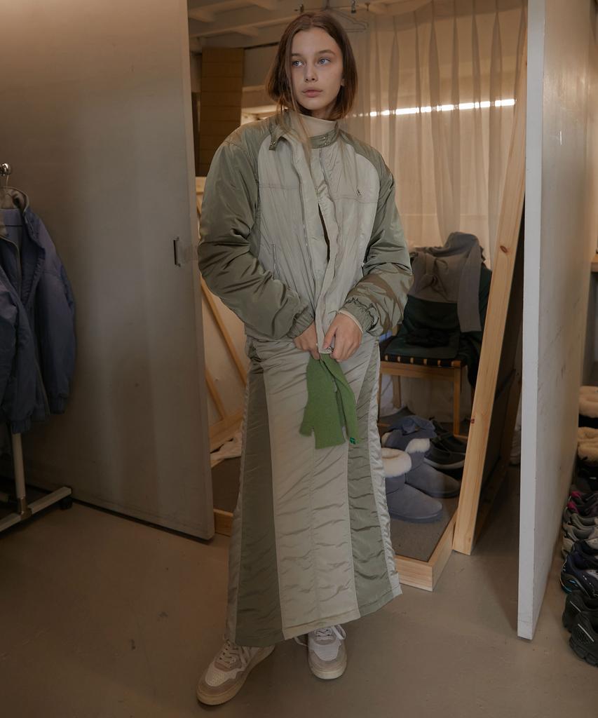 Nokeontencheu Mermaid Line Windbreaker Skirt _ Khaki