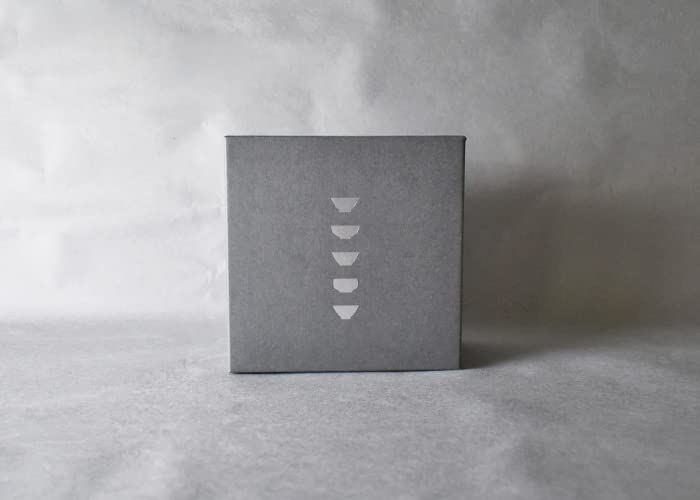 This White Slightly Yellowish In Measures In Diameter and Measures This Ivory Color Is What We Call It Can Be Used Not Only for Matcha But Also for