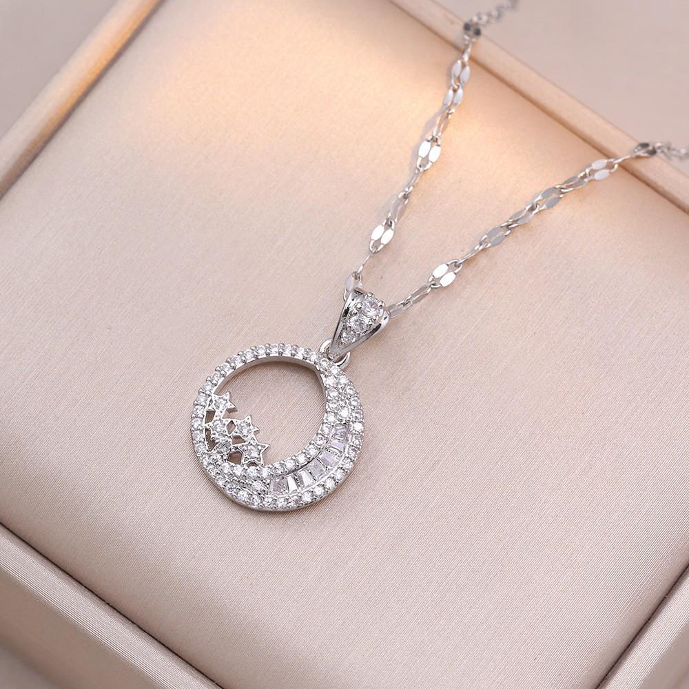 Women's Fashion Heart Pendant Necklace - Elegant, Simple Design, Versatile Clavicle Chain Jewelry