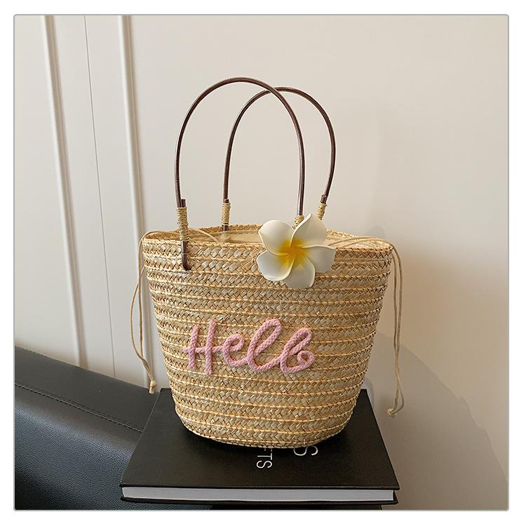 

New straw bag summer fringed handbag fashionable versatile vacation travel large capacity women s bag рожевий