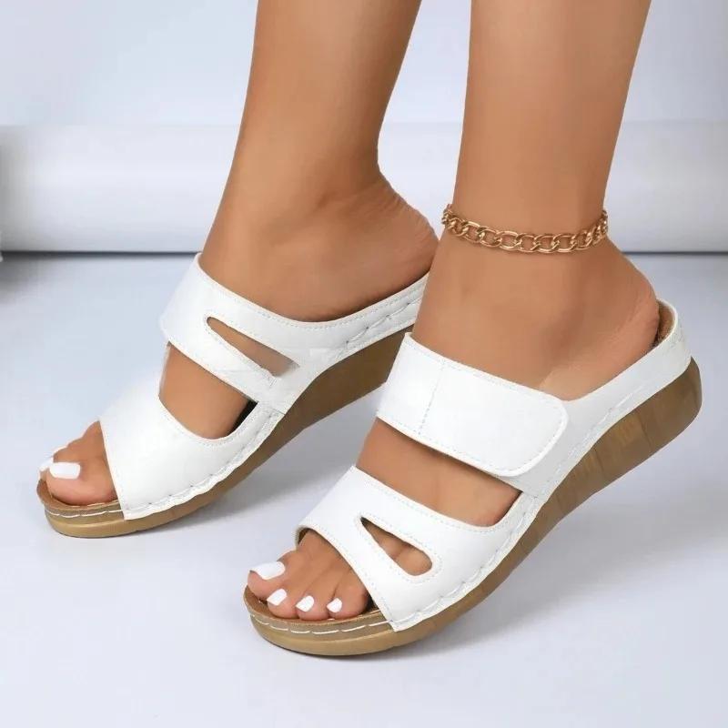 Summer Thick Bottom Slope and Beach Slippers Large Women's Summer Outerwear Slippers Fashion Breathable Women Shoes