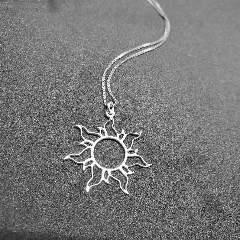 

Stainless Steel Necklace Ethnic Sun Totem Pendent Necklaces for Charm Women Birthday Fashion Jewelry Collares Para Mujer