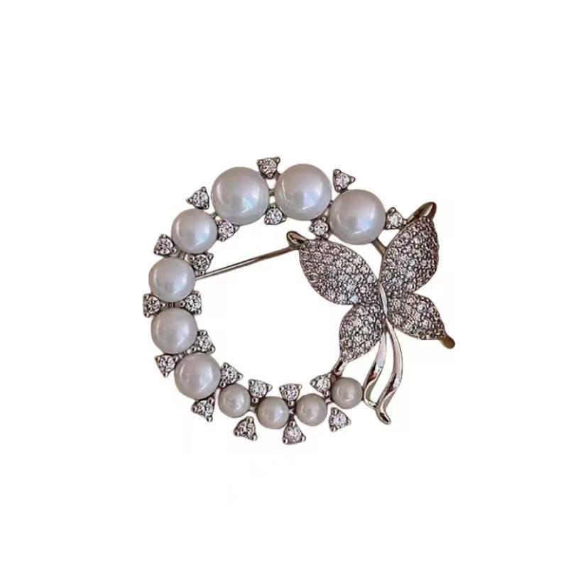 Korean Rhinestone Pearl Butterfly Brooch Anti-Exposure Pin