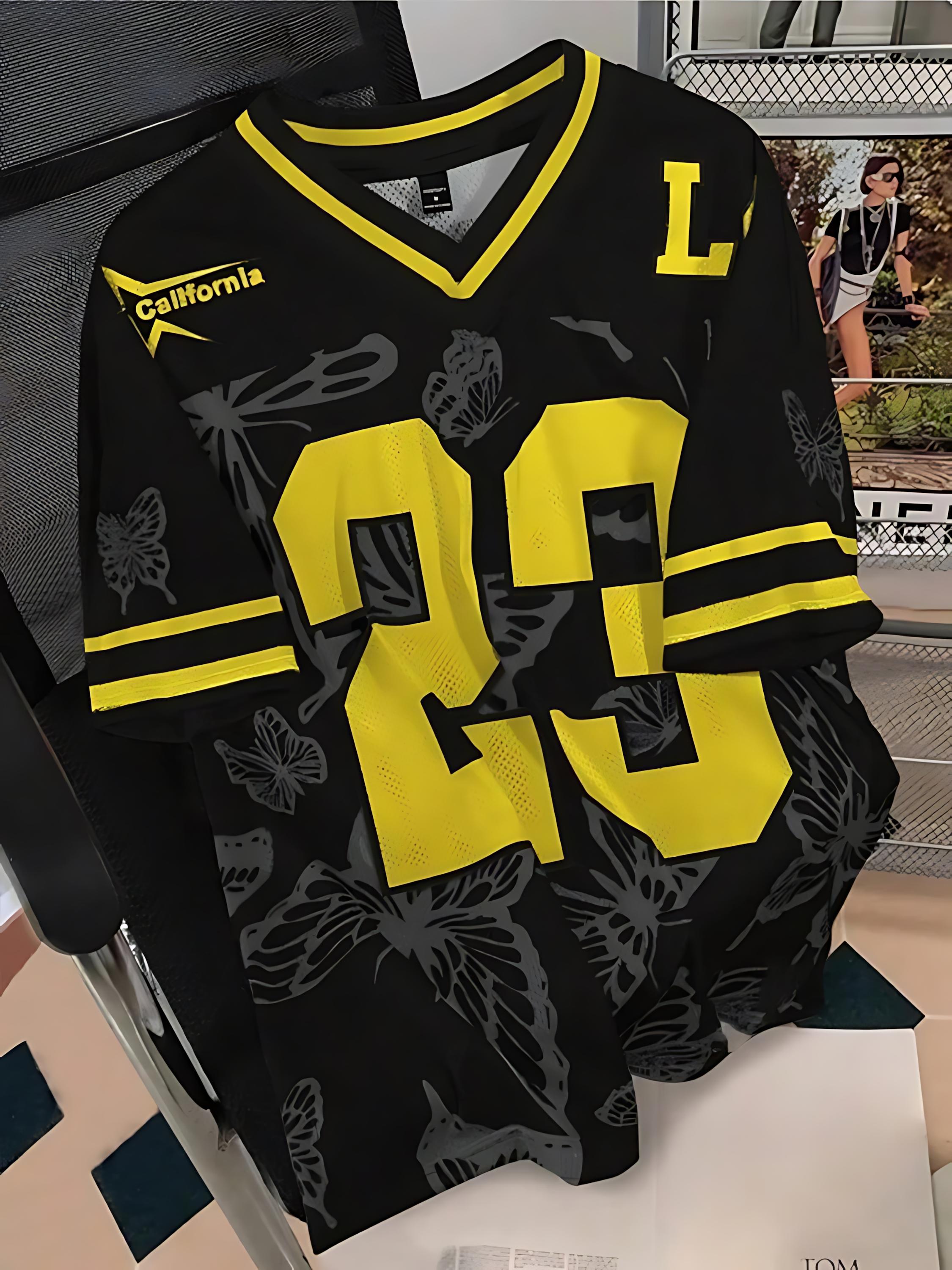 2025 Summer New Men s T-shirt Casual sporty breathable and lightweight V-neck men s T-shirt 7XL