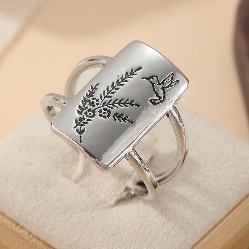 Vintage CopperColor Hand Carving Leaf Bird Women's Ring Square Daily Wear Party Jewelry