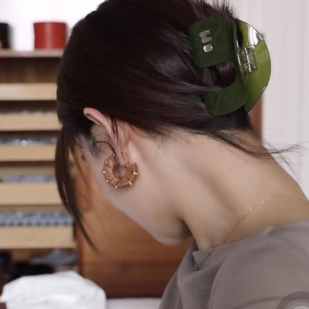 Hnědé pletené kožené kruhové náušnice Unikátní Vysoce kvalitní Retro Žena