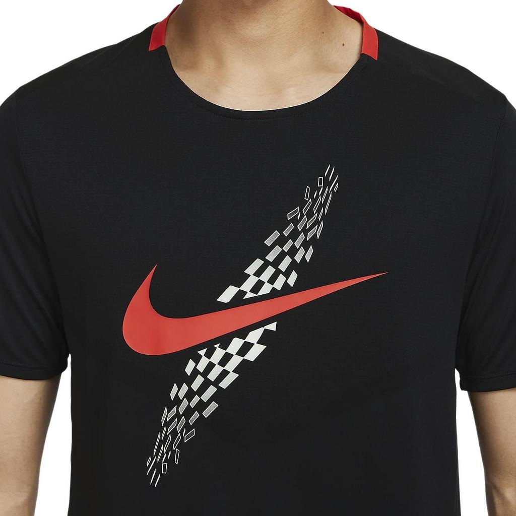 Nike Running T Shirts Men's Black Crew Neck Moderate Straight Fit FB7067-010