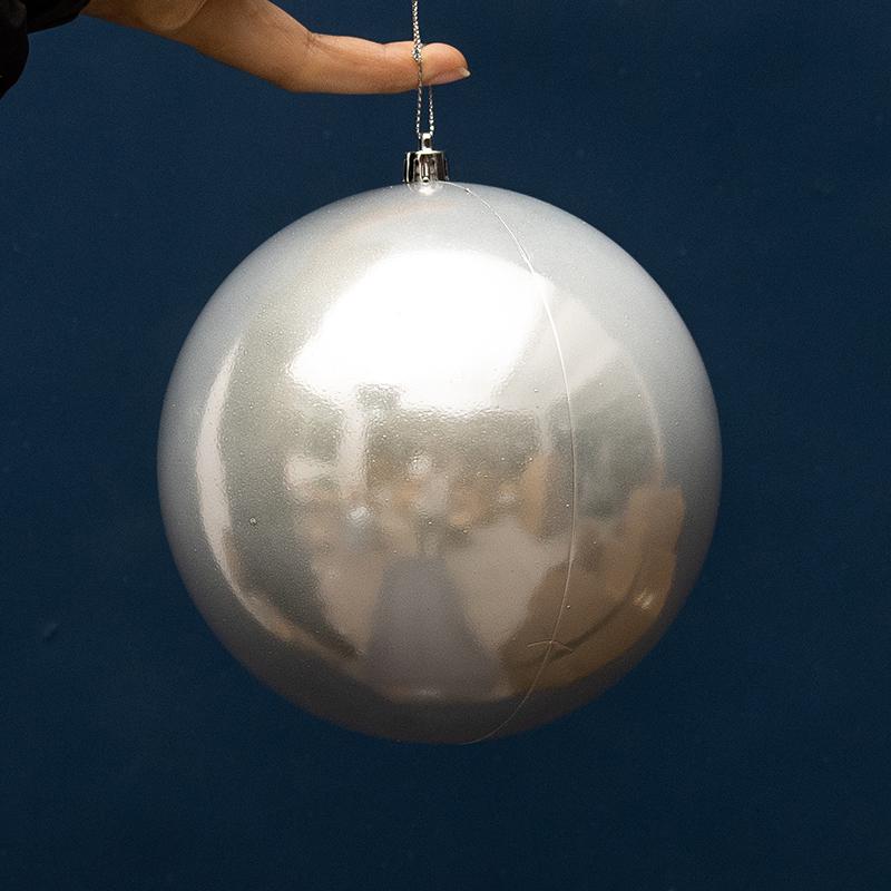 Festive 6CM Gold & 8CM Silver Christmas Balls - Shiny & Matte Hanging Tree Ornaments