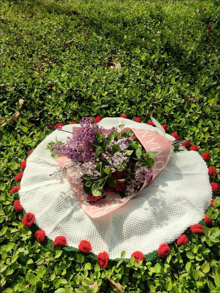 Handmade Wool Blanket with Rose Bouquet Design - Perfect Valentine's Day or Office Gift