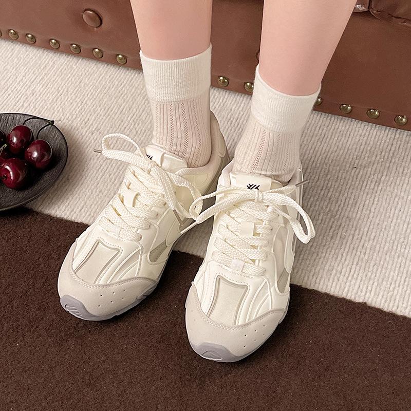 

Thick-soled inner height increase silver German training shoes women s 2025 new spring and summer versatile Forrest Gump shoes popular casual 40 белый