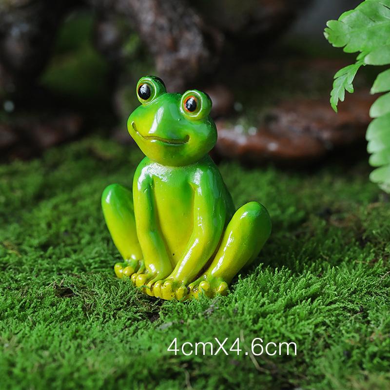 Resin Funny Frog Figurines Hangings Indoor Outdoor Decoration For Garden Aquarium Flower Pots And Frog Themed Garden Decor