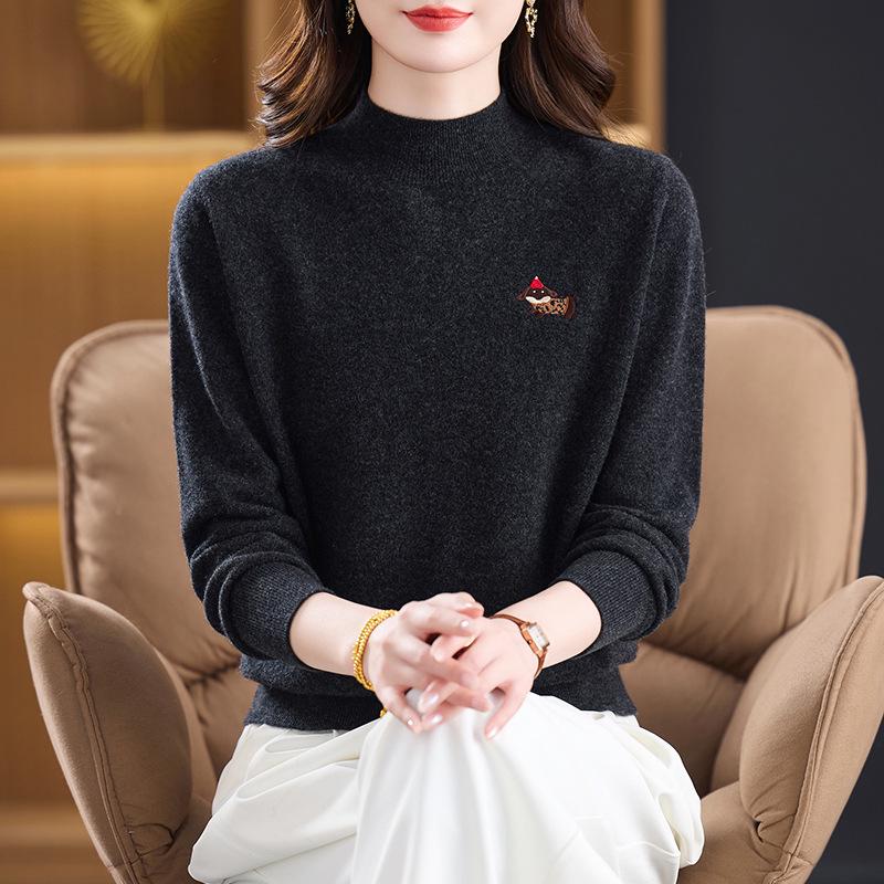 Women's Pure Wool Half-High Neck Sweater: Winter Warm, Loose Fit, Fashionable for Middle-Aged & Elderly Mothers