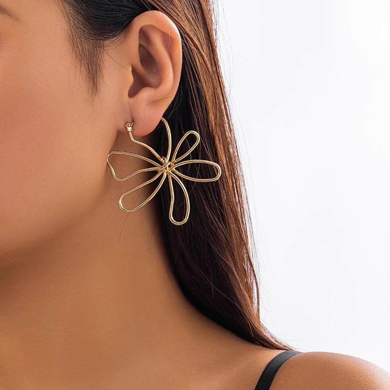 Personality Exaggerated Flower Metal Earrings Hollow Geometric Water Drop Shape Versatile Simple Fashion Earrings Women
