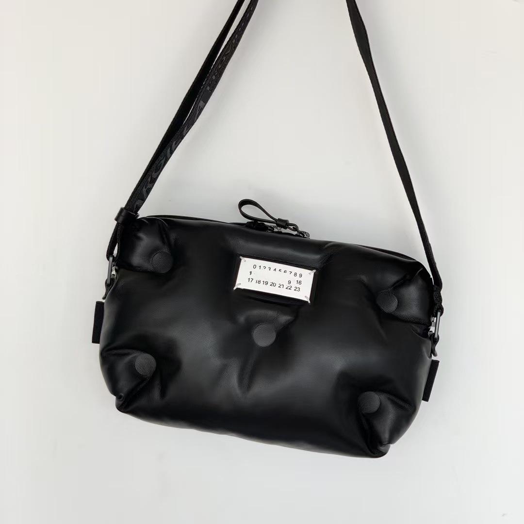 

Trendy Black Sheepskin Crossbody Cloud Bag - Versatile and Fashionable Unisex Design