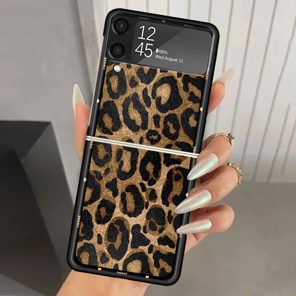 Animal Leopard Print Hard PC Phone Case For Samsung Galaxy Z Flip 7 6 5 4 3 Black ZFlip7 ZFlip6 Flip5 Flip4 Flip3 5G Print Cover