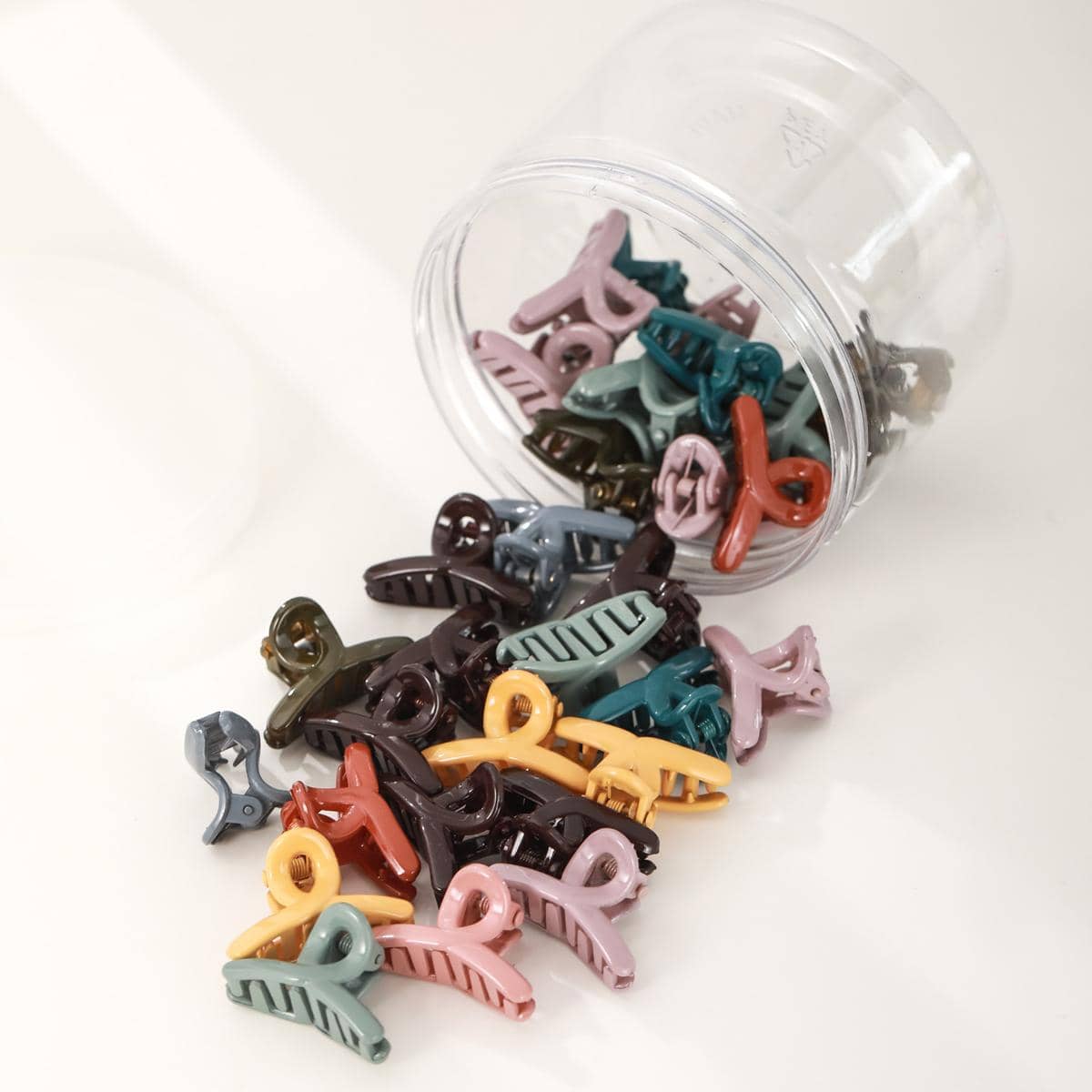 

30Pcs Mini Hair Claw Clips Set, Assorted Color Small Plastic Hair Clamps, Non-Slip Hair Accessories for Women & Girls, Ideal for