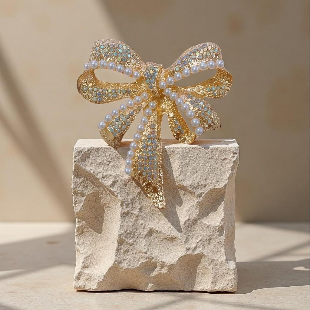 Vintage Alloy Pearl Bow Brooch - Women's Fashion Jewelry Pin for Suits and Coats