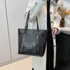 Vintage Crocodile Leather Women Handbag Large Capacity Shoulder Shopping Bag Travel Ladies Fashion Commuter Totes