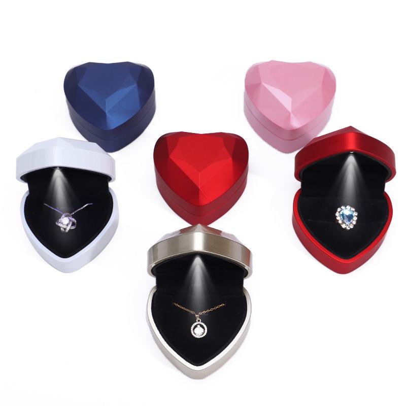 Heart-shaped LED Jewelry Storage Box for Rings, Necklaces, and Pendants
