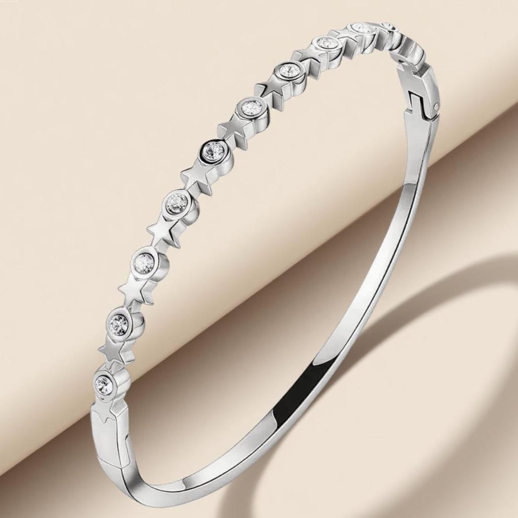 Pulsera de Acero de Titanio de Moda Europea y Americana para Mujer con Diamantes Microincrustados - Joyería de Acero Inoxidable que no Pierde el Color.
