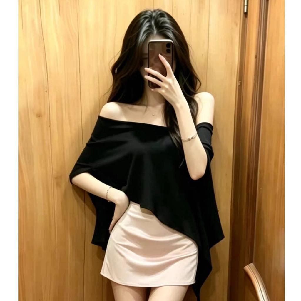 Black Slanted Shoulder Top, Hip-wrapped Short Skirt Temperament, Royal Sister Style, Unique and Beautiful Summer Small Suit, Thin Two-piece Set