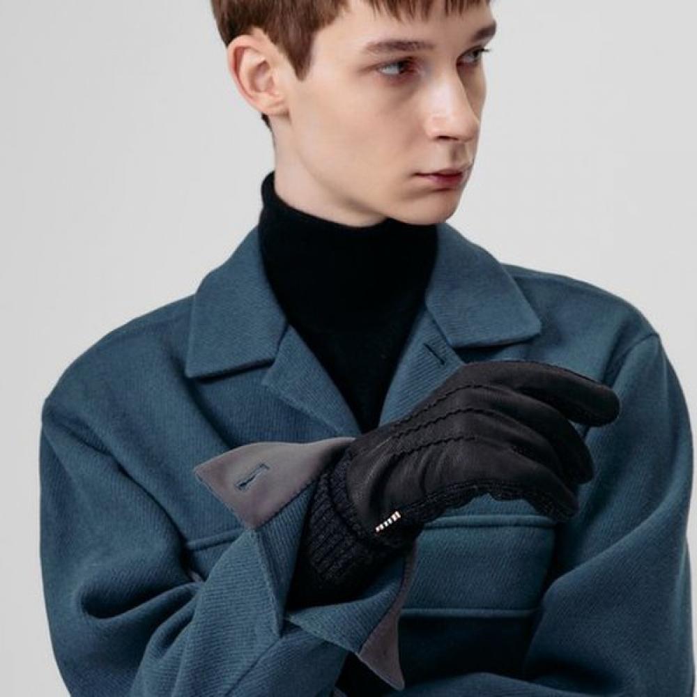 

Daks Black Goat Leather Suede Gloves Dcgv4f171bk Single option