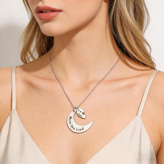 1 Pair Necklace Family Bonds Moon Heart-Shaped Pendant Necklace Mom Daughter Matching Charm Necklace Jewelry Accessories