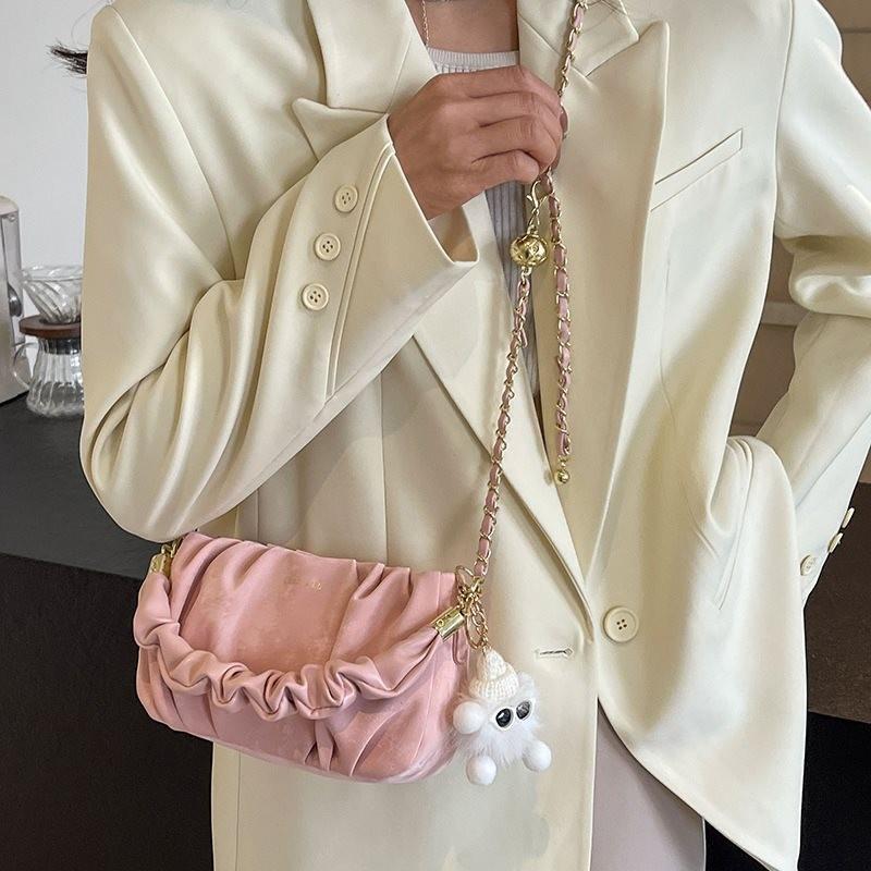 Stylish Small Crossbody Bag For Women With Trendy Chain Detail And Soft Fabric In Black Beige Pink Or Gray