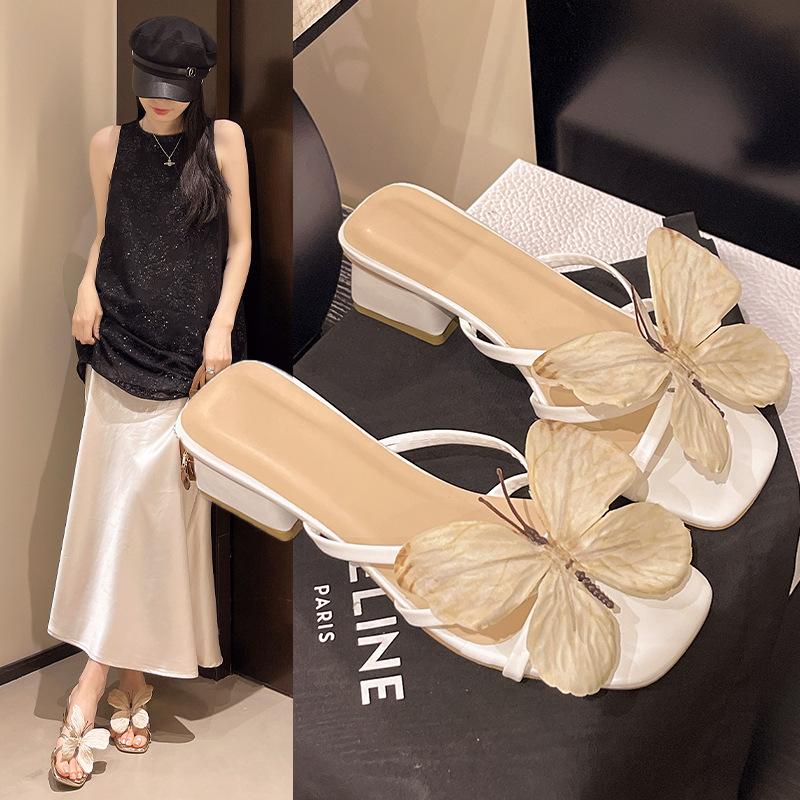 

High-heeled slippers for women in the summer of 2025, the new Korean version of large-size square-headed thick-heeled butterfly flower with one foot, 35