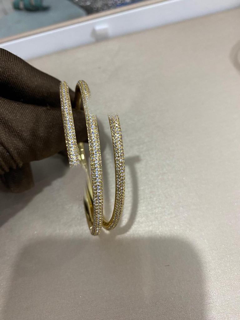 Ka Family Full Diamond Nail Bracelet: Elegant, Fashionable, High-End Women’s Accessory