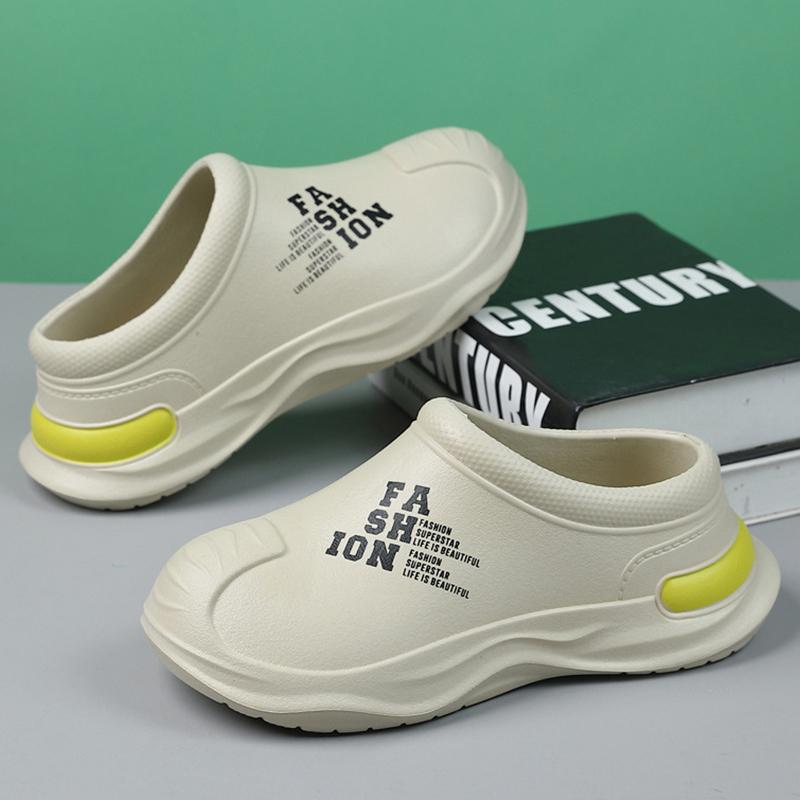 Summer Chef Shoes Anti Slip and Oil Proof Work Shoes Lazy Slippers Casual Trendy Slipper One Step Garden Shoes For Beach